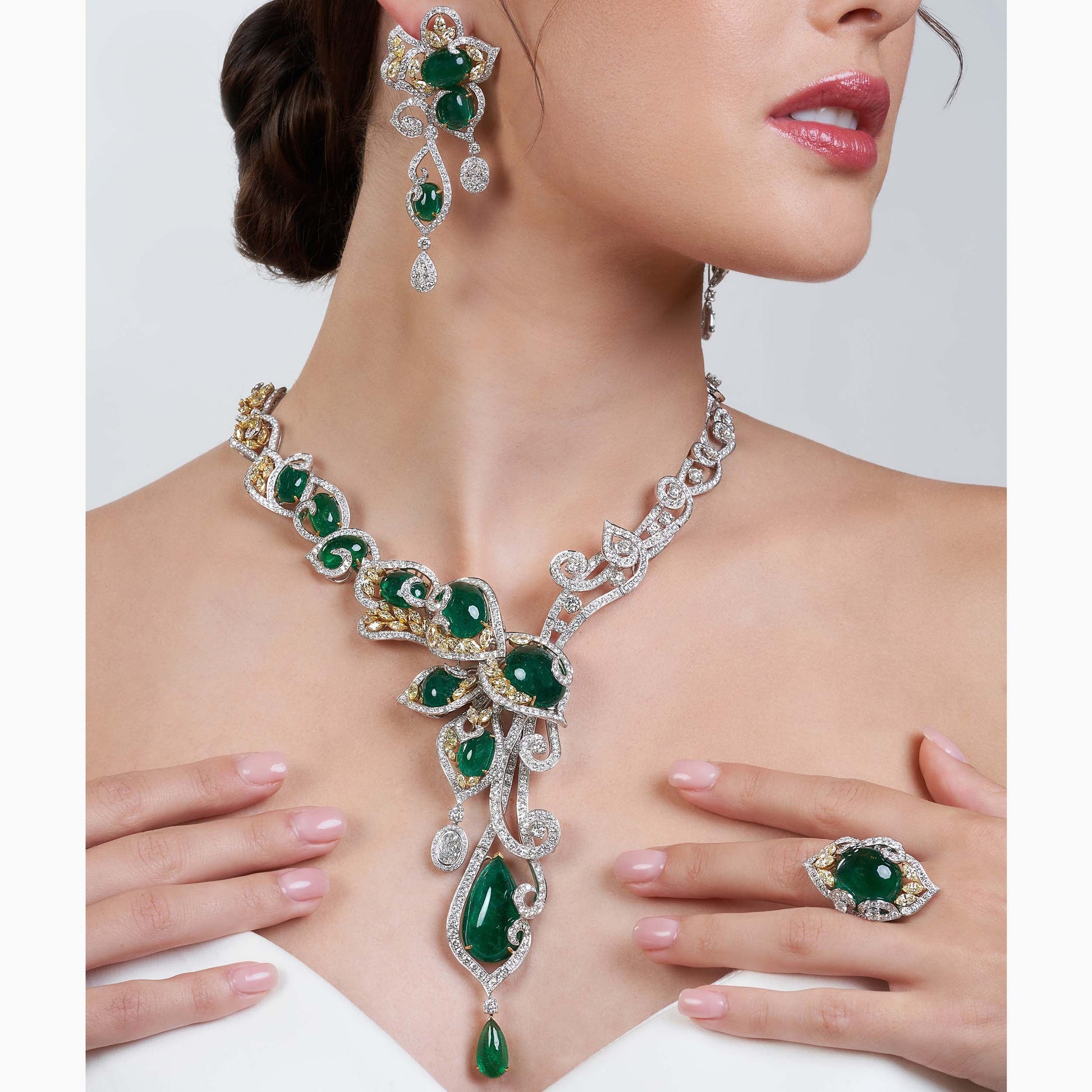 Aliel Emerald and Diamond Suite DSN01404